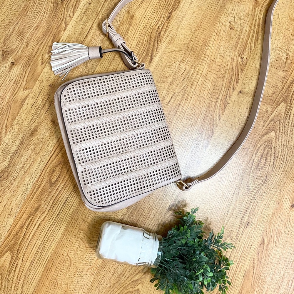 BLUSH CROSSBODY